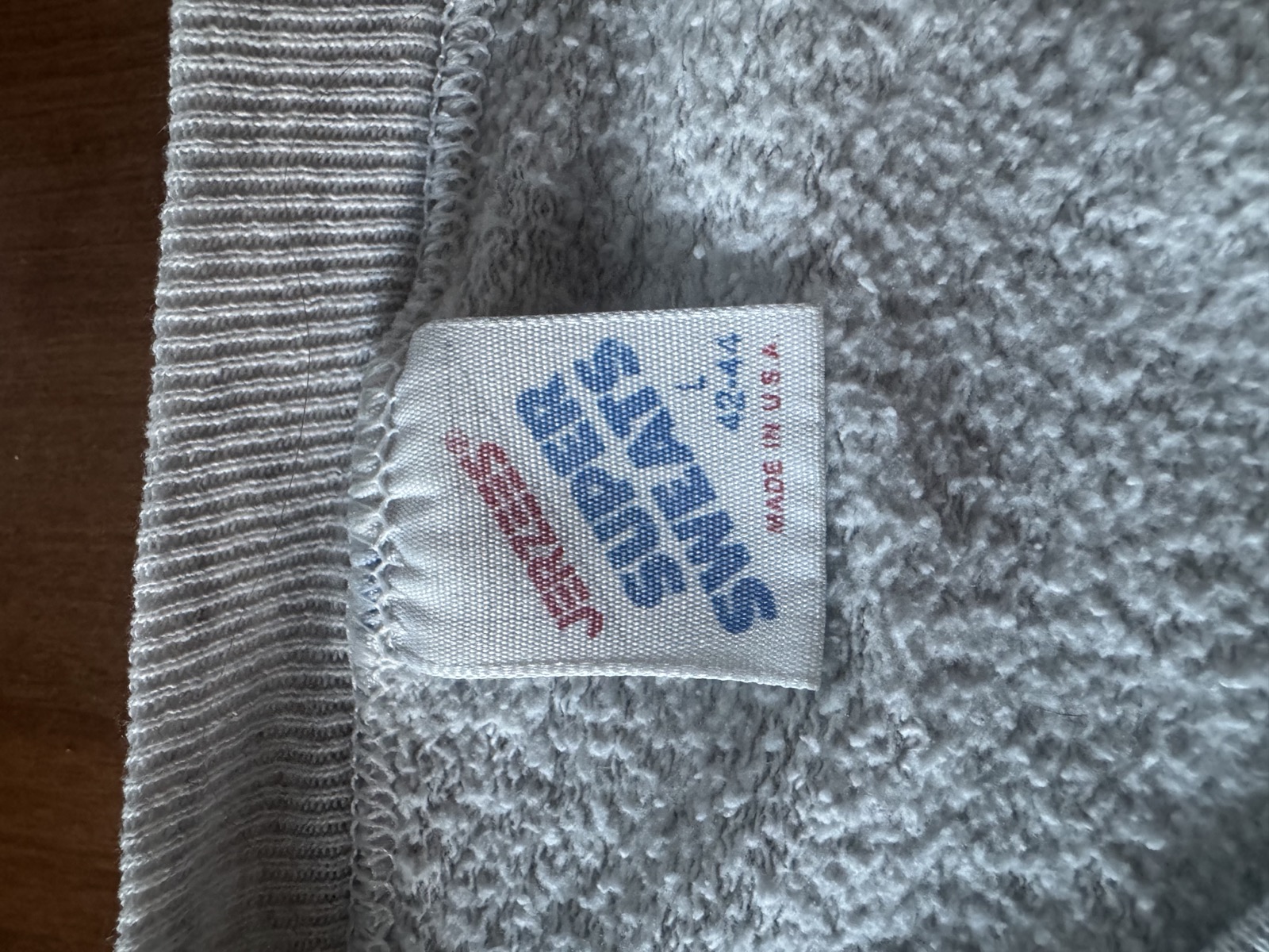Jerzees Super Sweats 42-44 neck tag