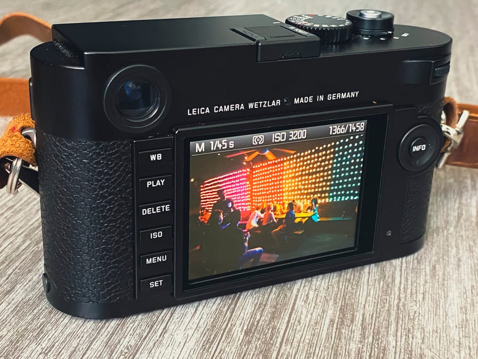 Rear of the Leica M Typ 262 with the screen on, showing the WB button in place of live view