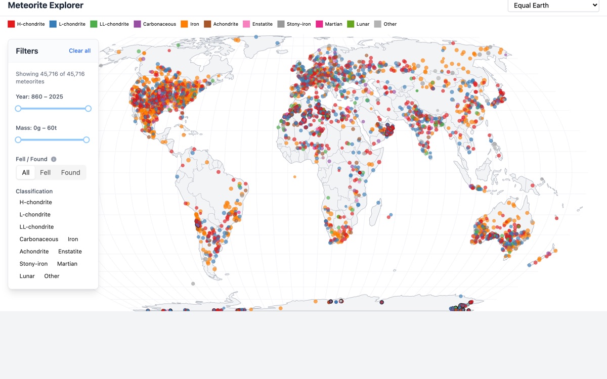 World map of meteorite landings with filter controls